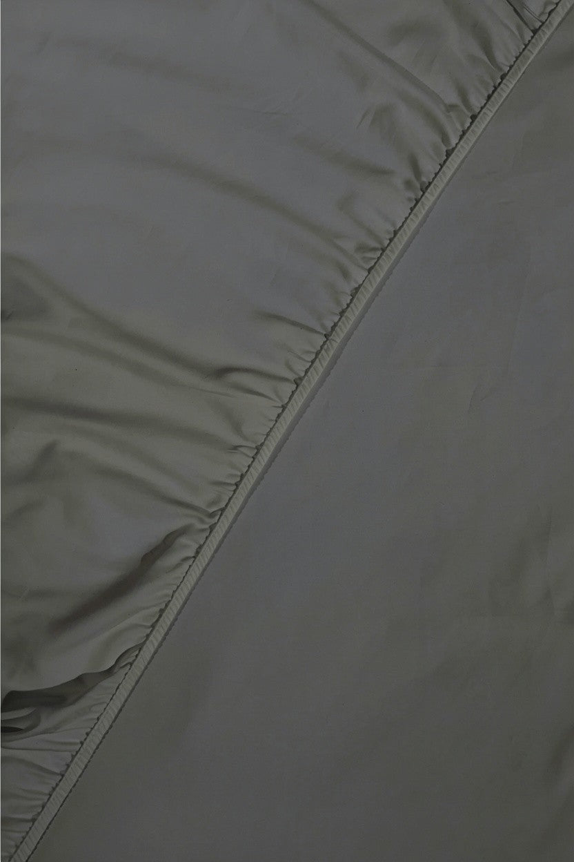 Lençol de algodão branco 400 fios com elástico Cozybed home, toque macio e acetinado.